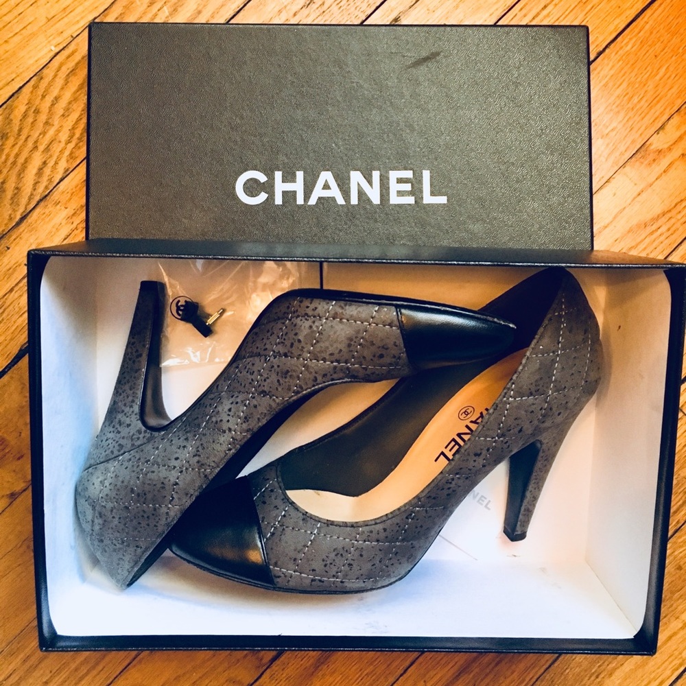 CHANEL Escarpins 100% Authentic Quilted Heels 38